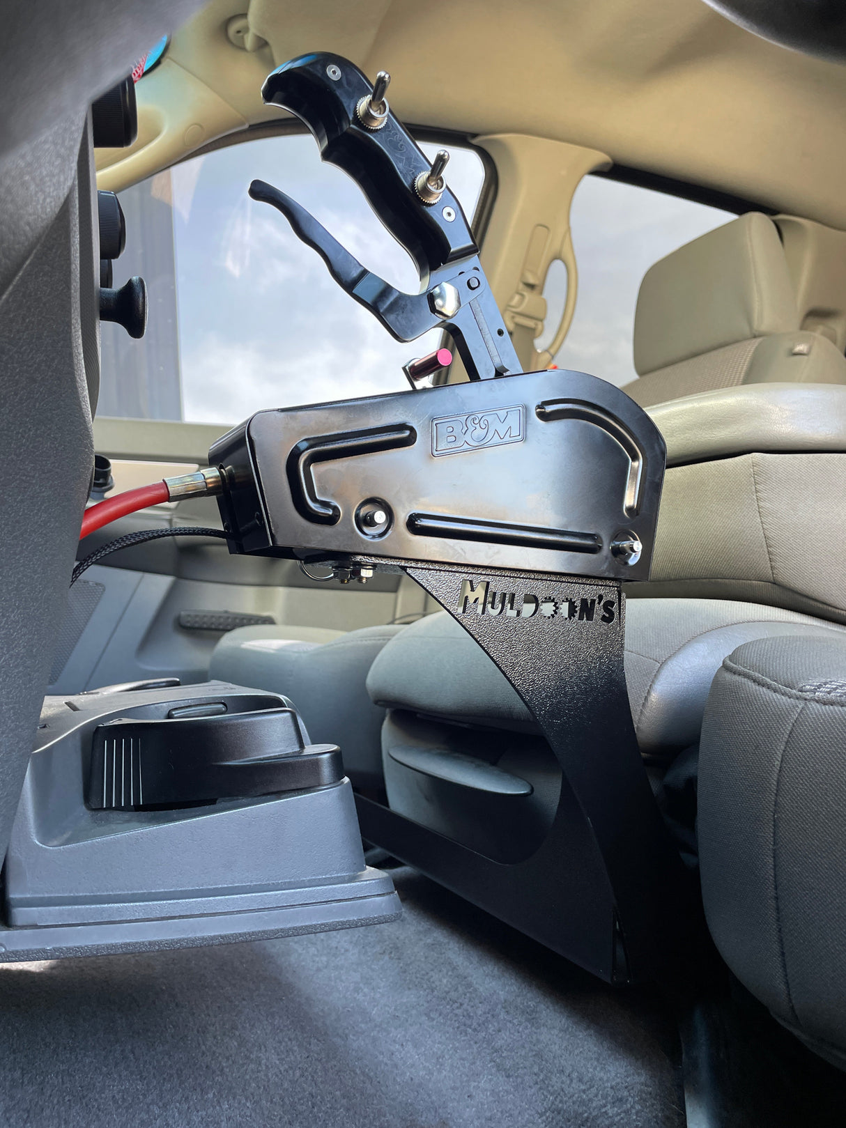 Muldoon's Performance Transmission's Switched Shifter Mount (2003-2009* trucks)